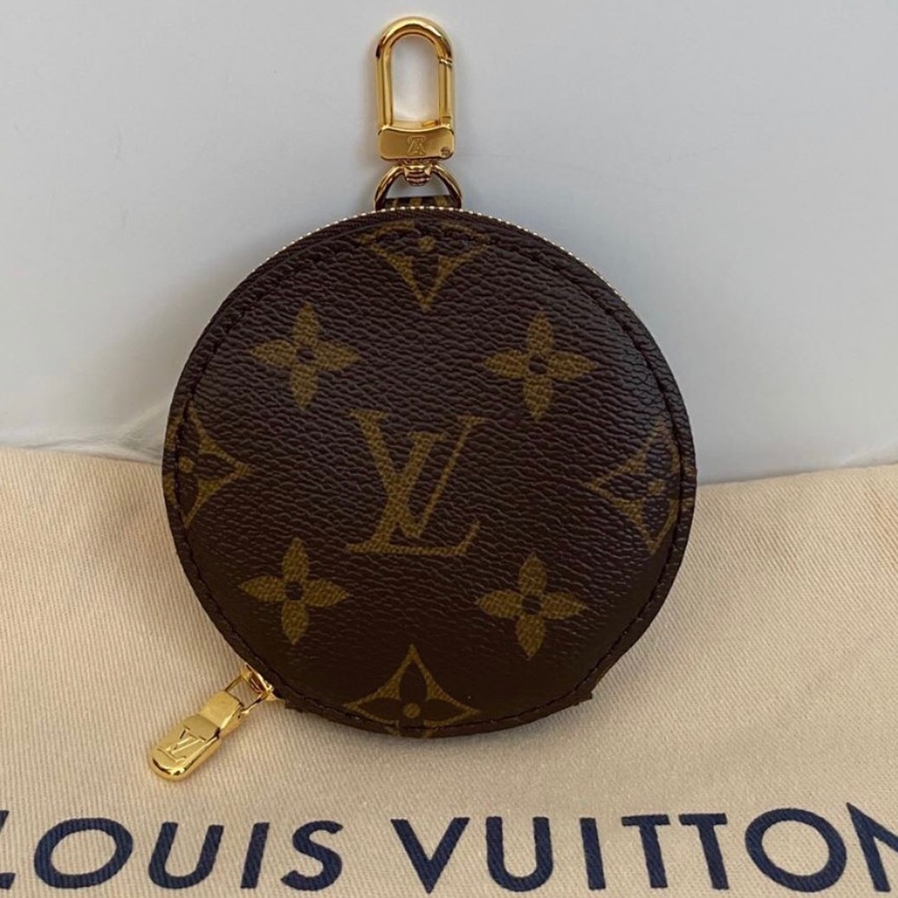New Louis Vuitton Multi Pochette coin pouch ONLY